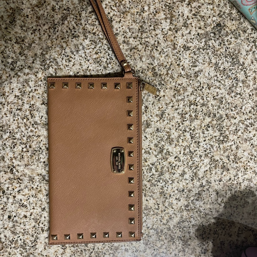 Michael Kors Clutch